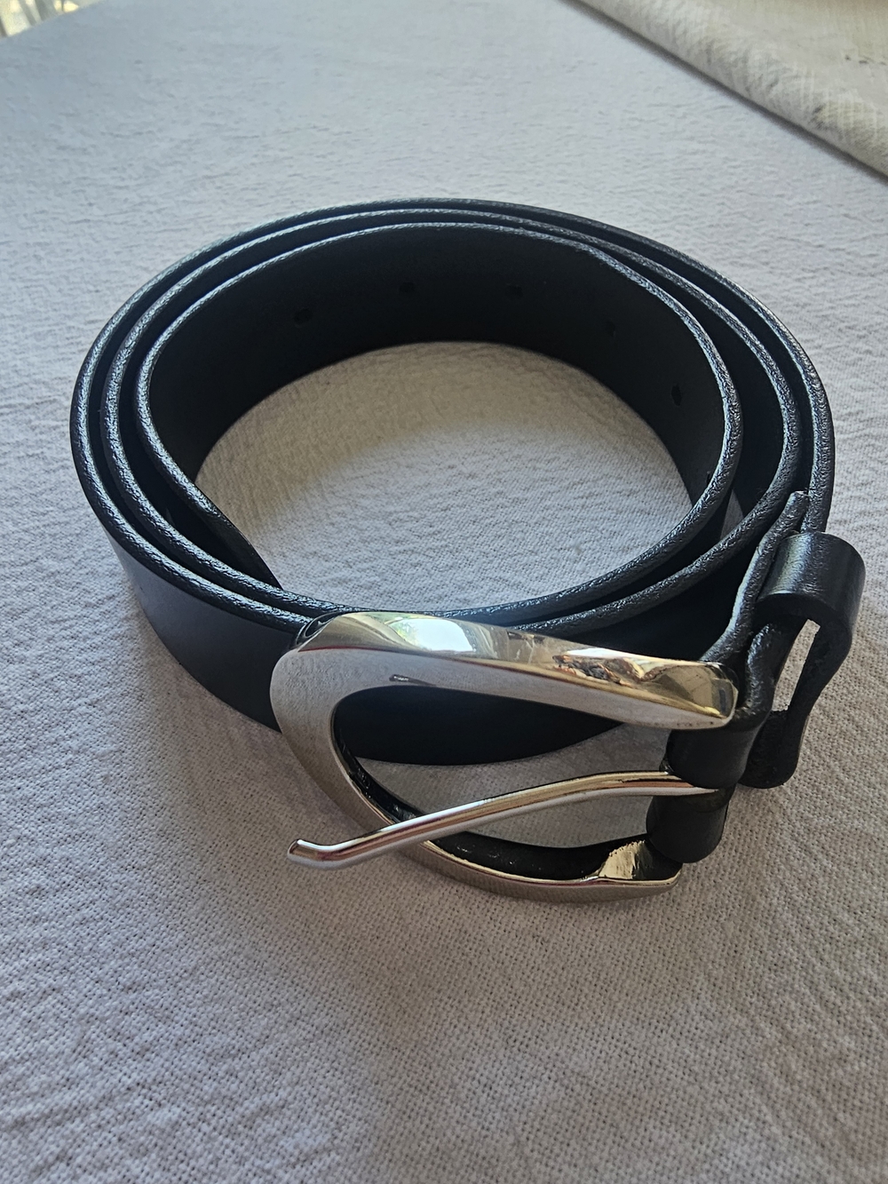 Vintage Express Black Leather Belt Made In Italy Size M Silver Horseshoe Buckle